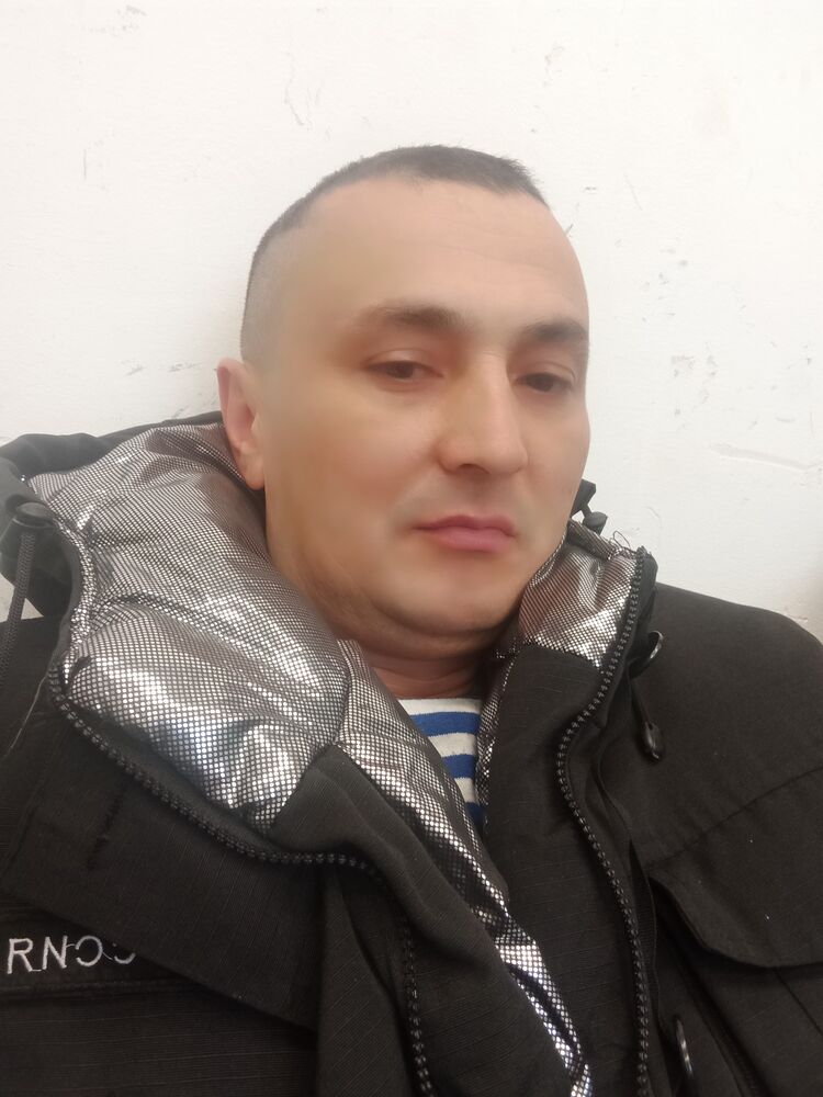  33243652  , 37 ,     