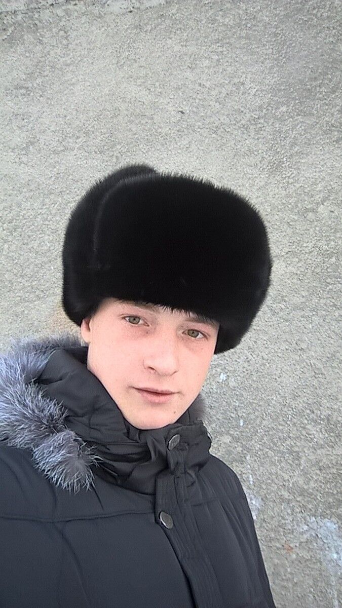  6844012  Andrei, 29 ,    