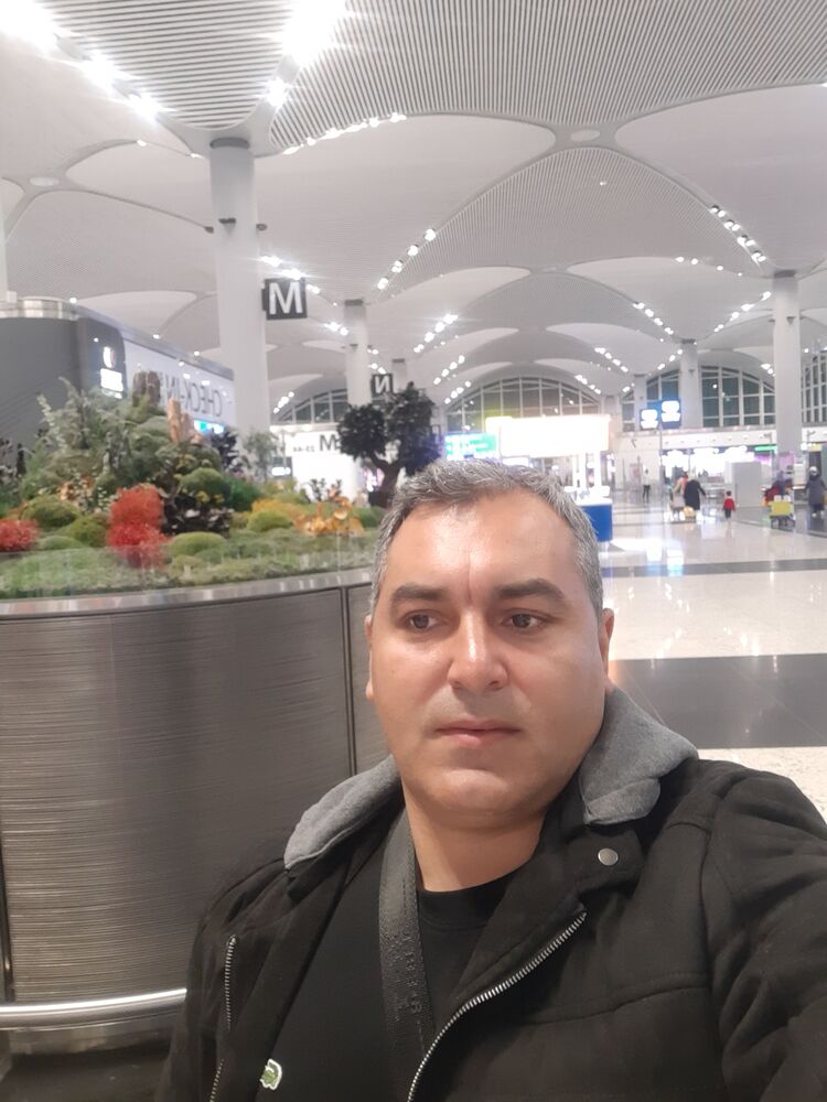  ,   Ali, 43 ,   ,   