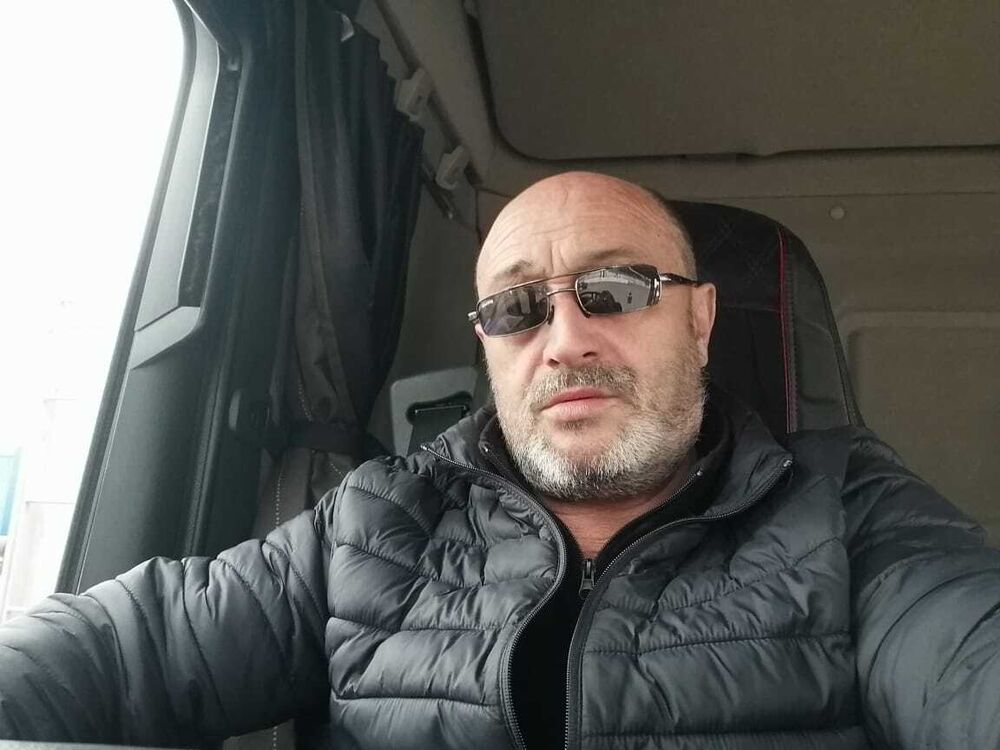  26688572  Roma, 61 ,    