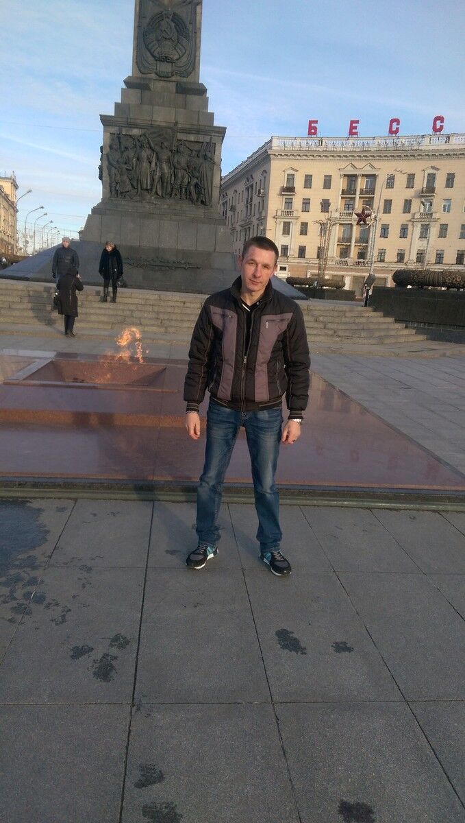  ,   Denis, 45 ,   ,   , c 