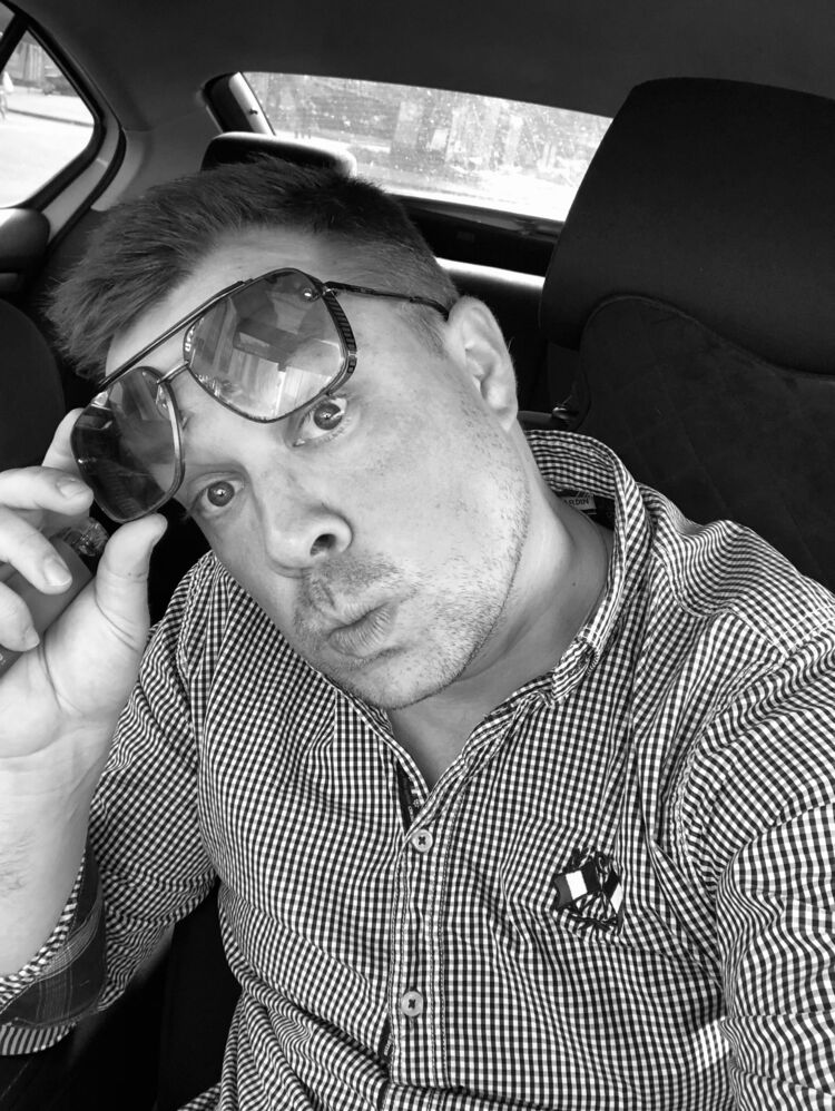  43811682  , 37 ,    -