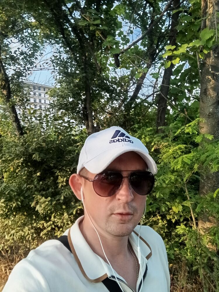  ,   , 33 ,   c 
