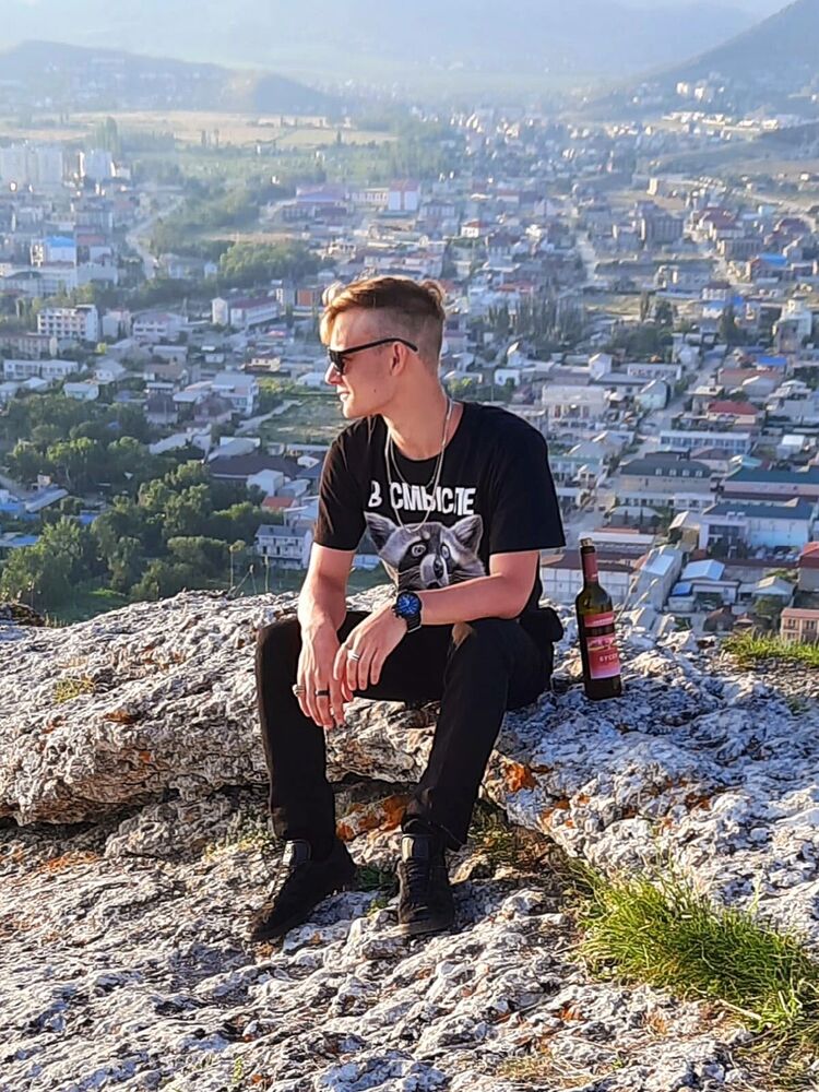  35799822  , 21 ,    -