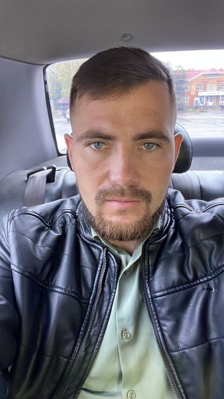  38085142  , 29 ,    -