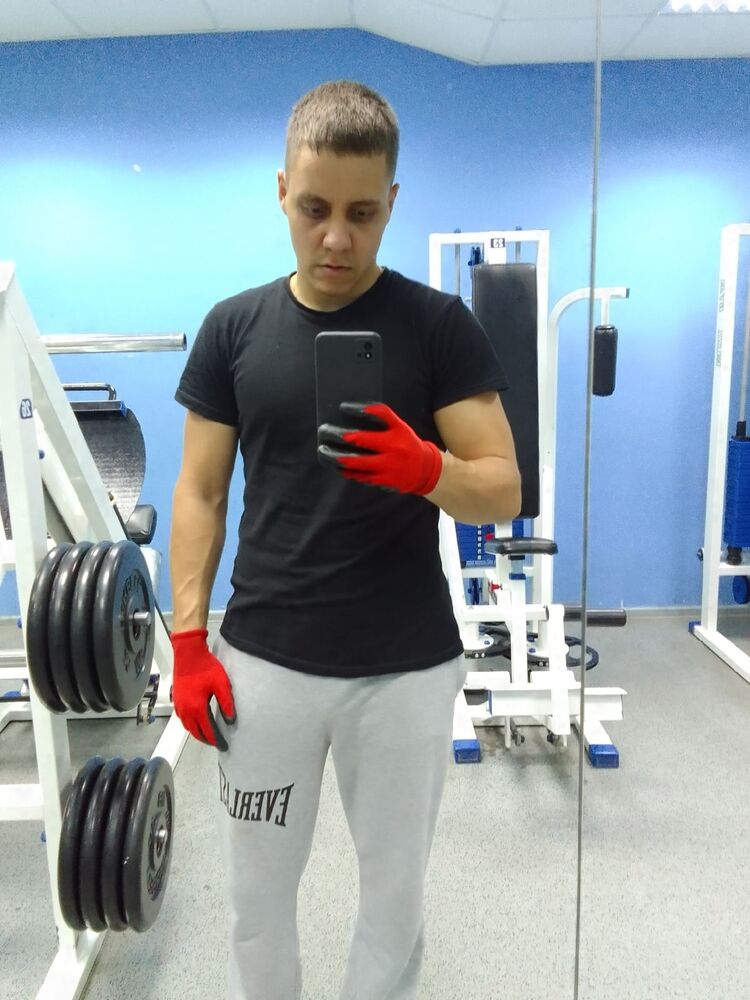  ,   Aleks, 31 ,   ,   