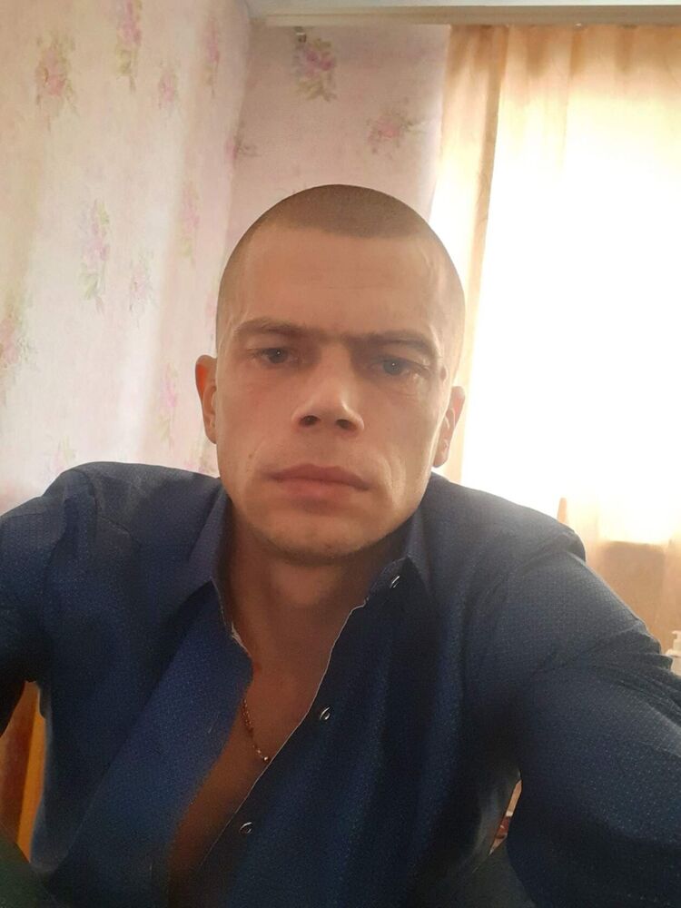  27661172  , 40 ,    