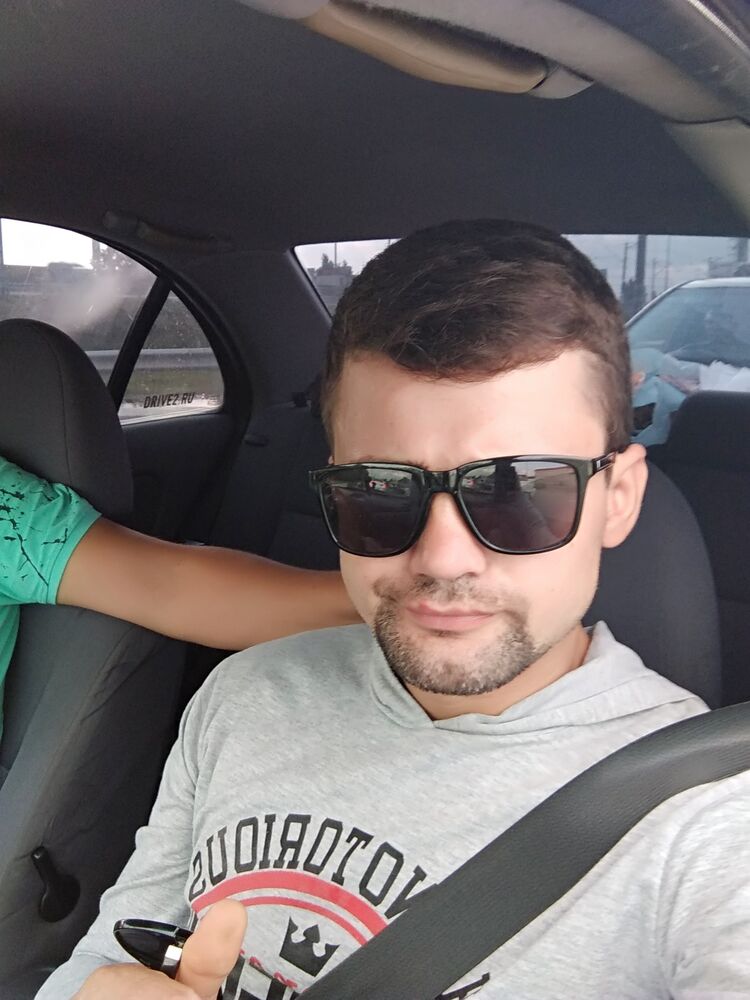  40136972  A, 36 ,    