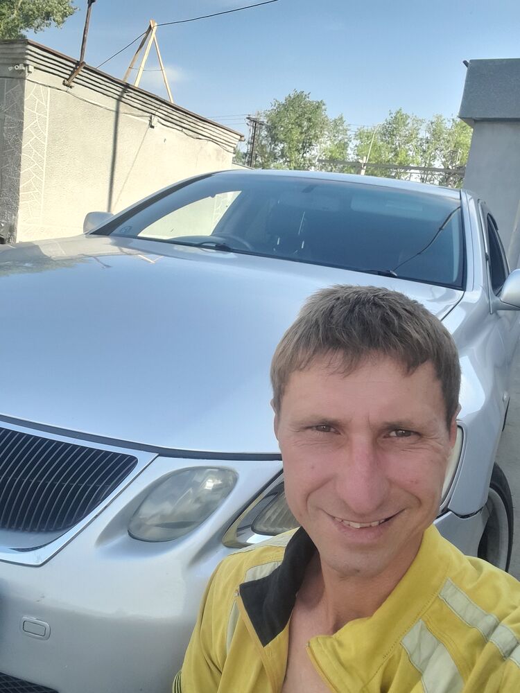  47235972  , 42 ,    