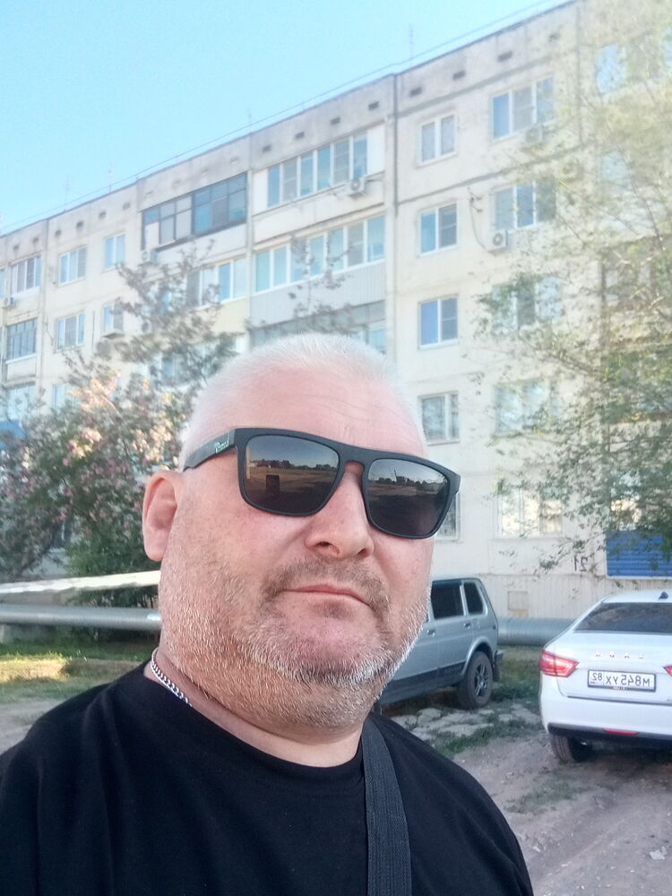 ,   Denis, 44 ,   ,   , c 