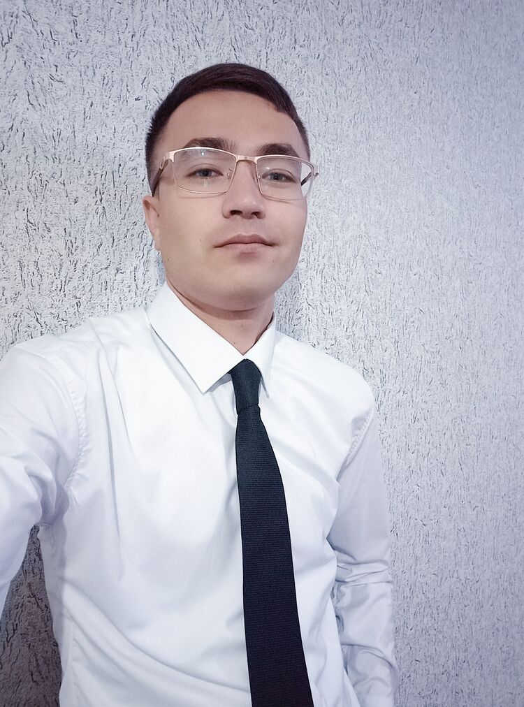  52744692  , 28 ,    
