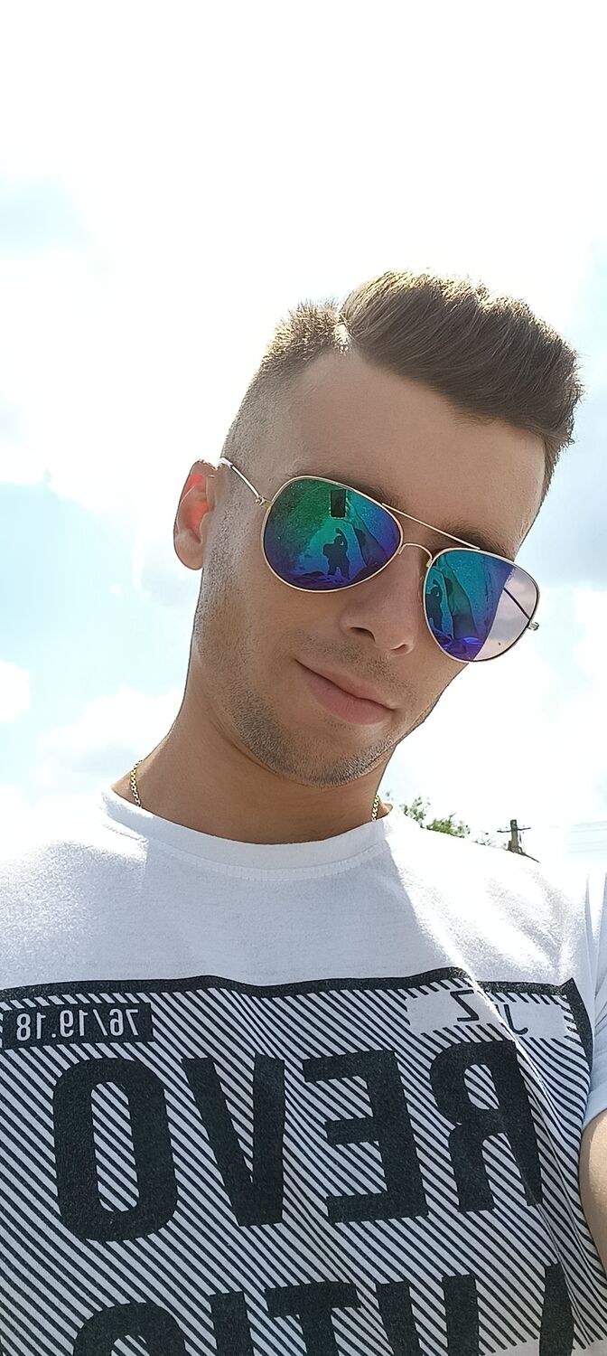  36318212  , 25 ,    