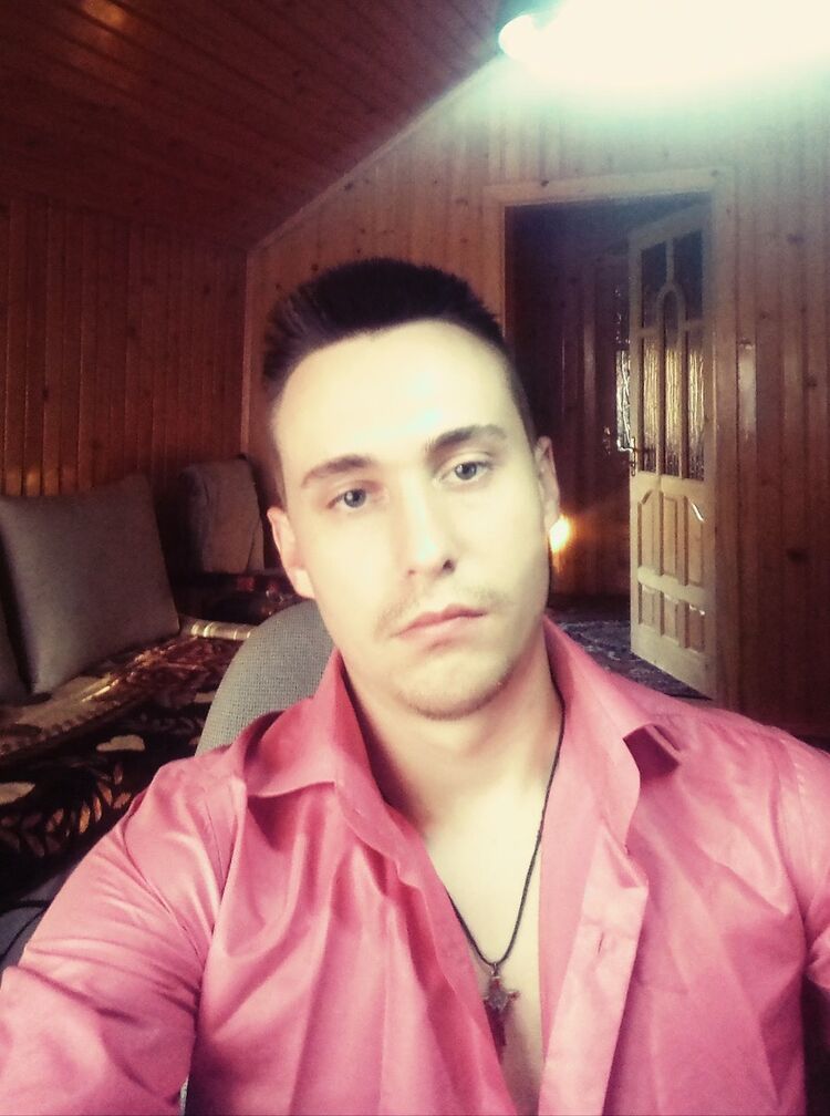  ,   Roma, 33 ,   ,   , c 