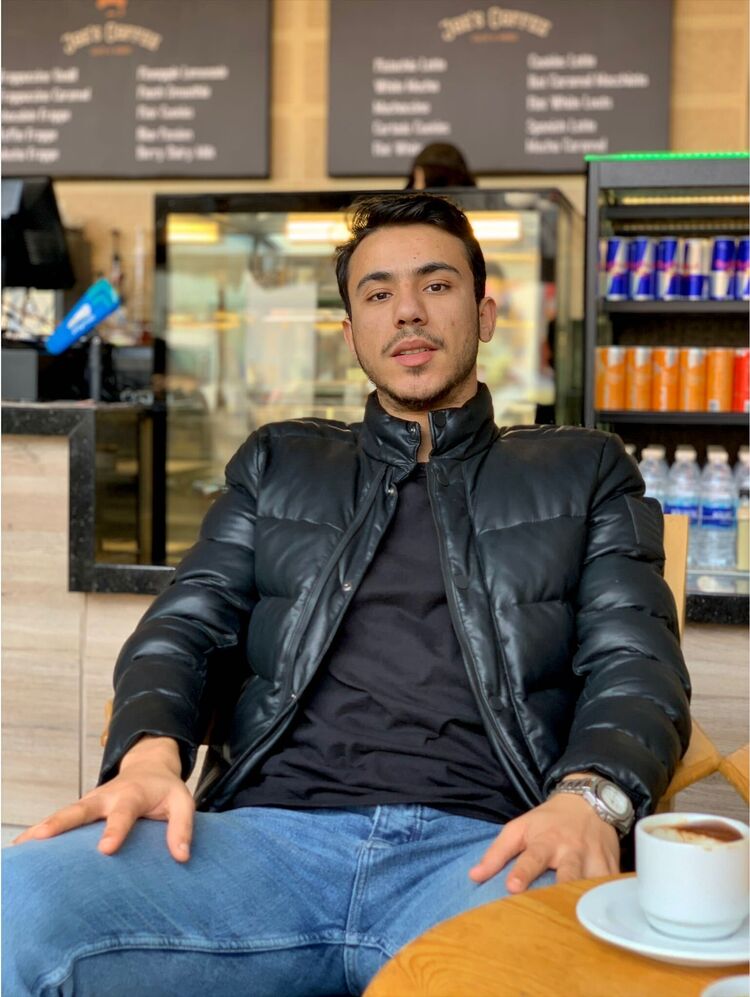  42301522  Ahmed, 26 ,    