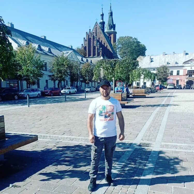  Olkusz,   Alibek, 33 ,   ,   