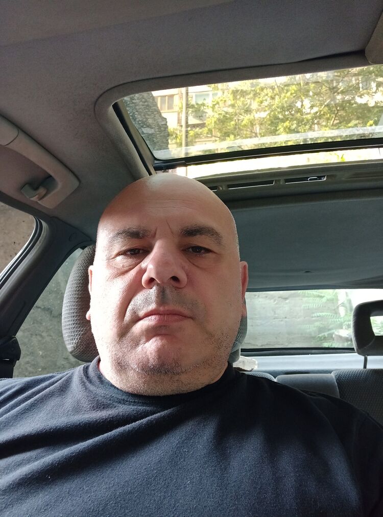  44177972  Edo, 48 ,    