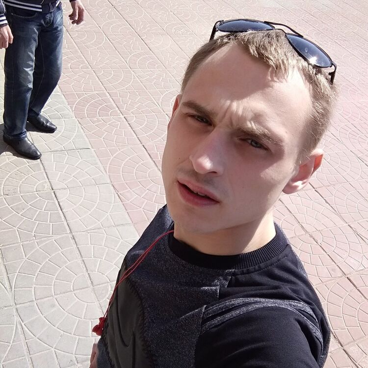  12378222  Ivan, 30 ,    