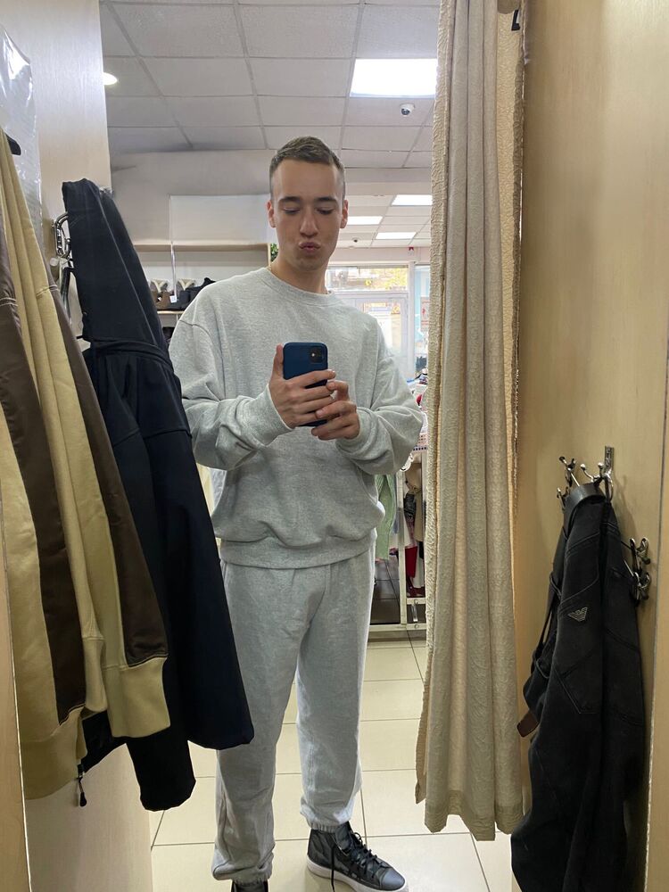  30641812  , 22 ,    