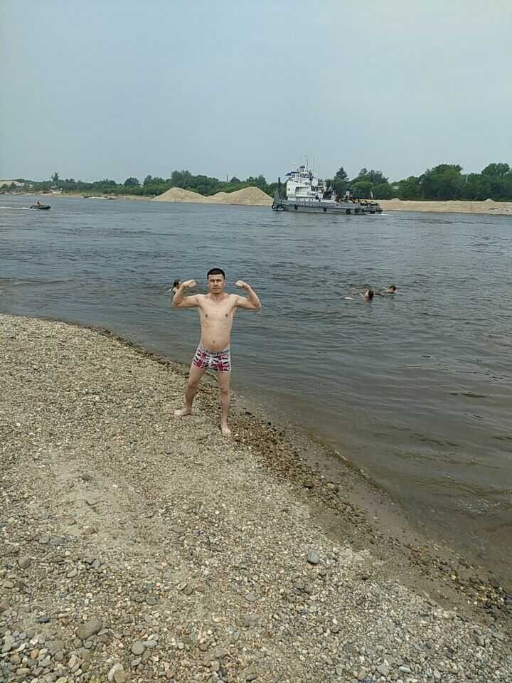  -,   , 33 ,     , c 