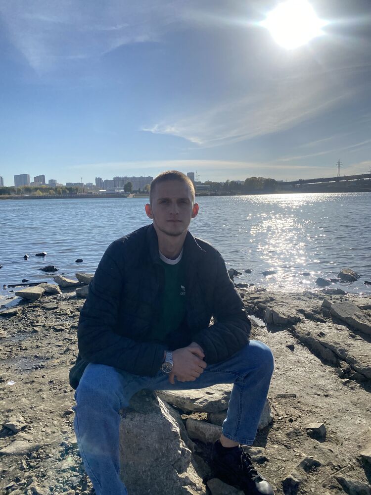  54497522  Alexandr, 24 ,    