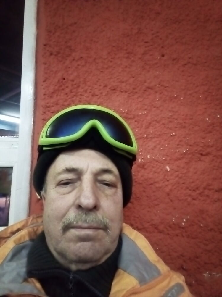  46925952  , 74 ,    