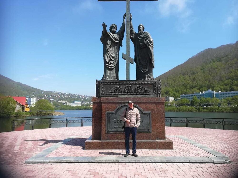  ,   Egor, 32 ,   