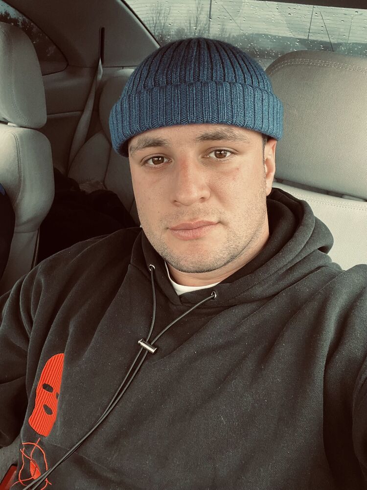  ,   Alex, 31 ,   ,   