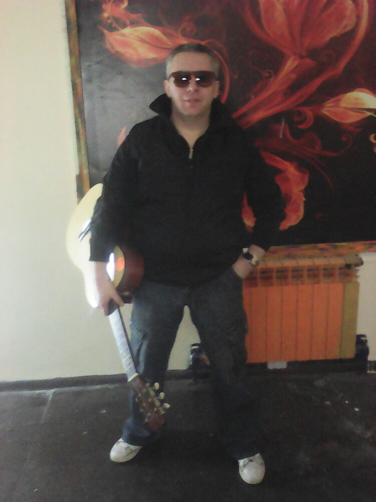  ,   Maksim, 46 ,   