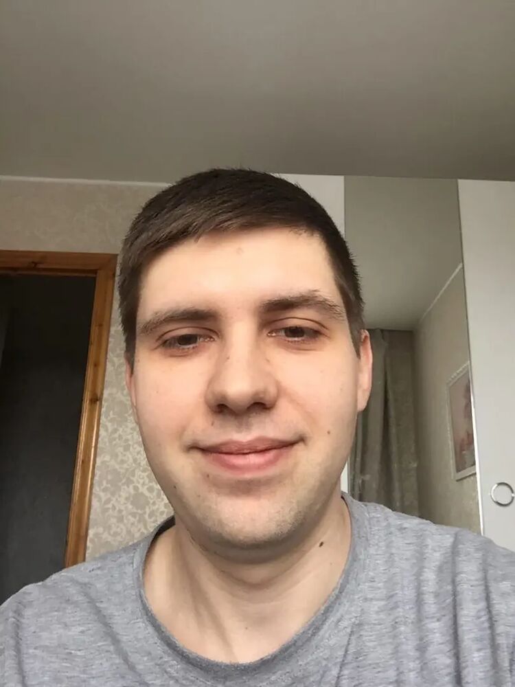  ,   Ilya, 31 ,   ,   , c , 