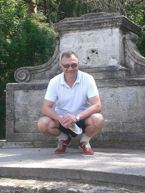  12380292  Aleksandr, 61 ,    -