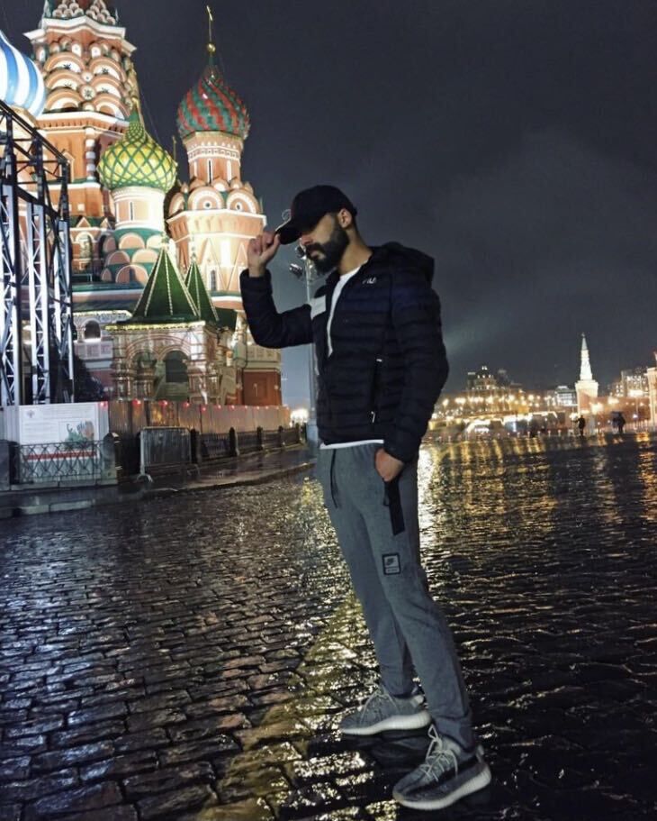  ,   Yassine, 25 ,     , c 