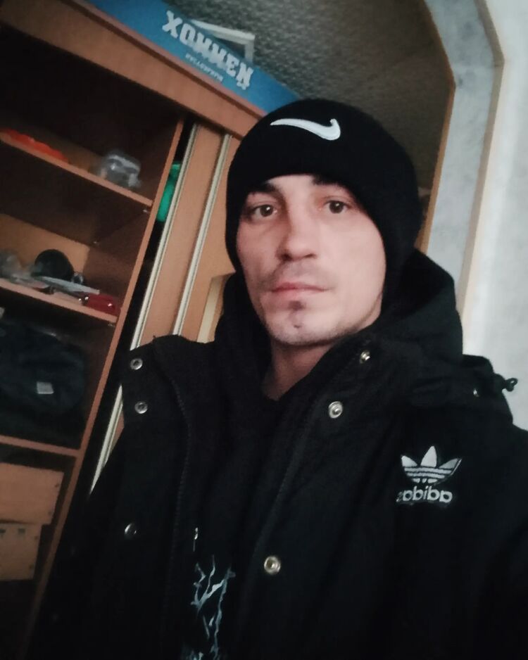  47959742  , 32 ,    -