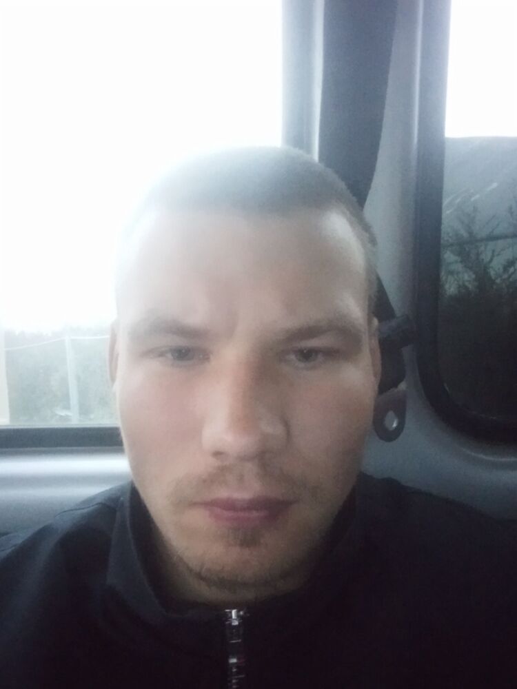  53710332  Vovasa, 25 ,    