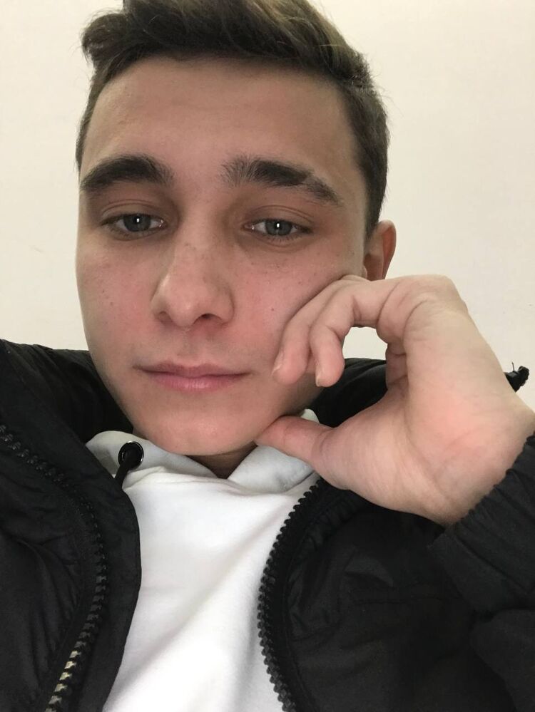  38722292  , 24 ,    