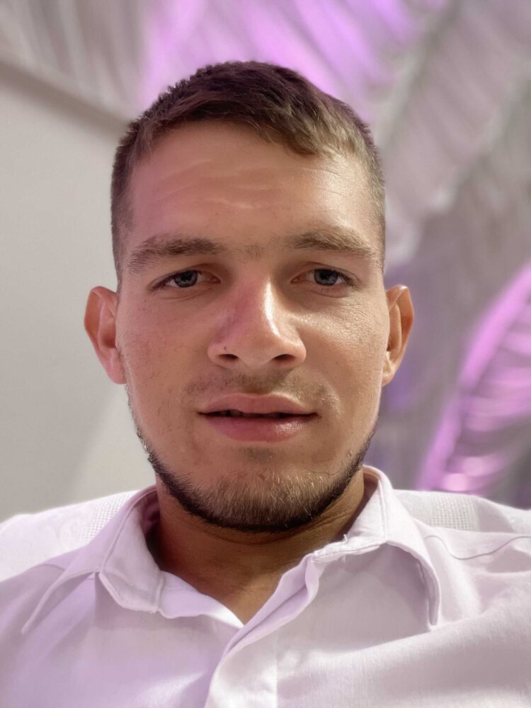 ,   Igor, 28 ,   ,   