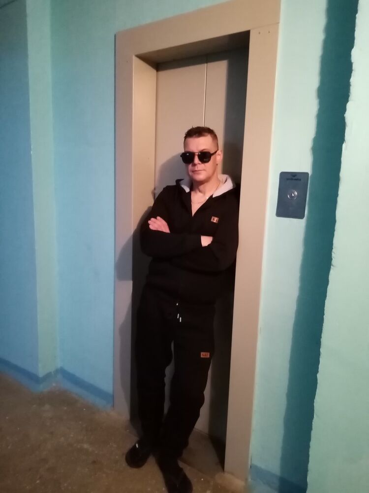 ���� 18353442 ������� �������, 44 ����, ���� ���������� � ������