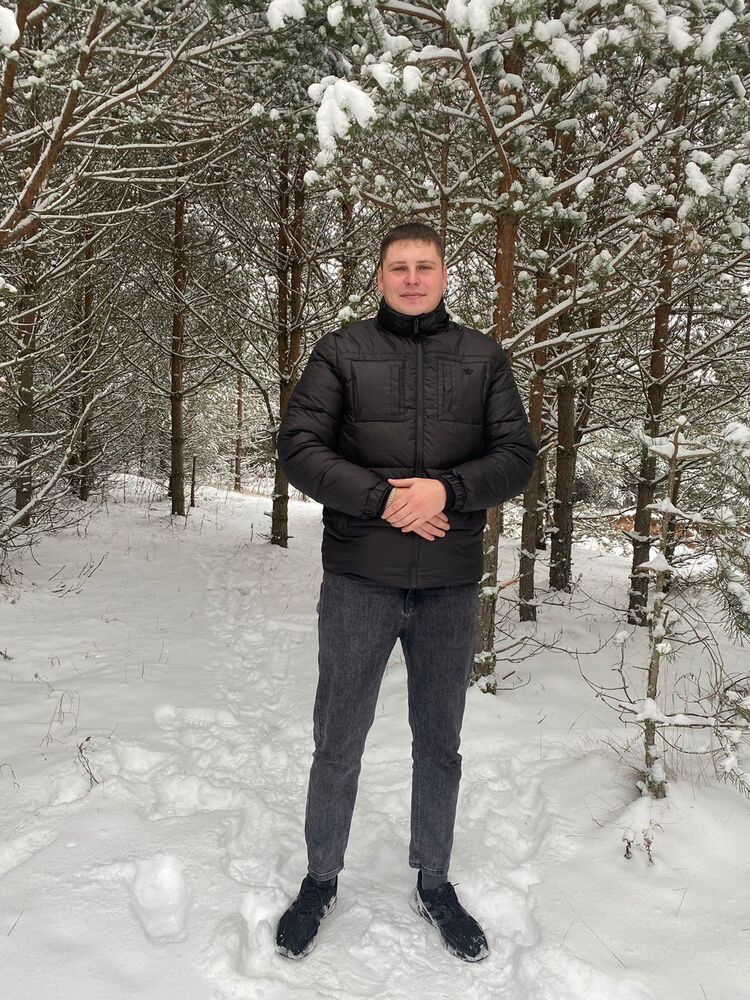   ,   Denis, 27 ,   ,   