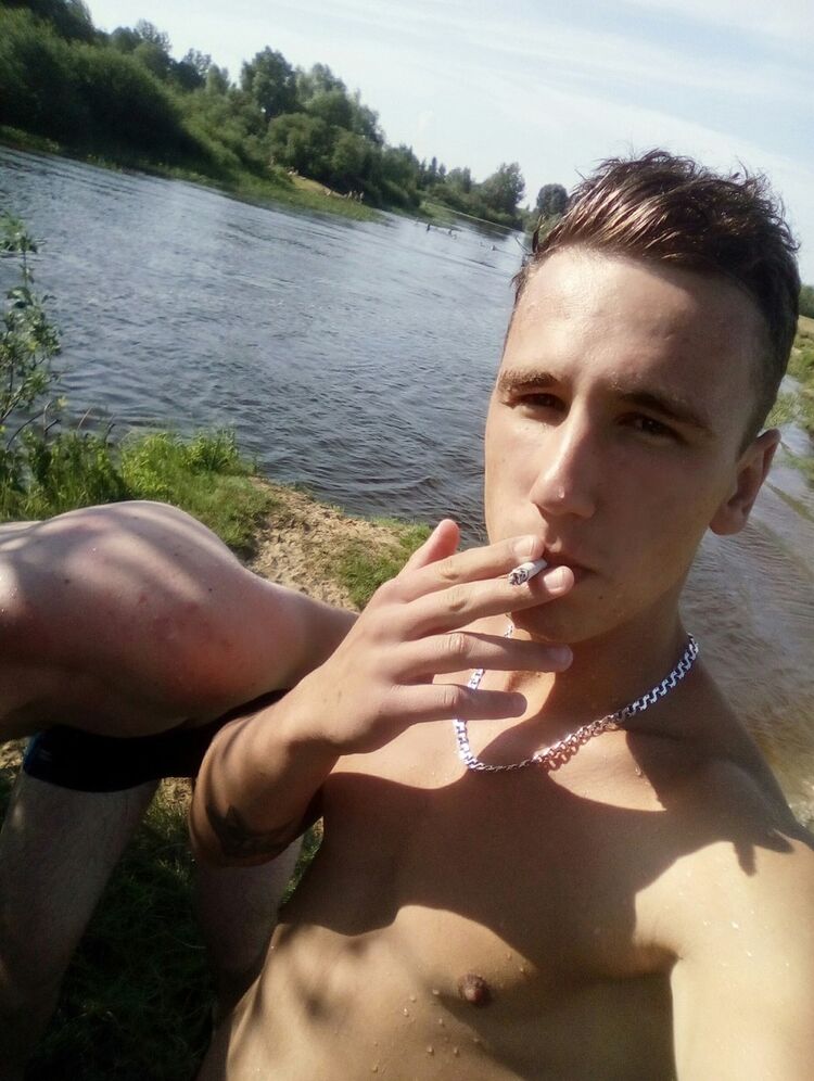 18740022  Evgeny, 29 ,    