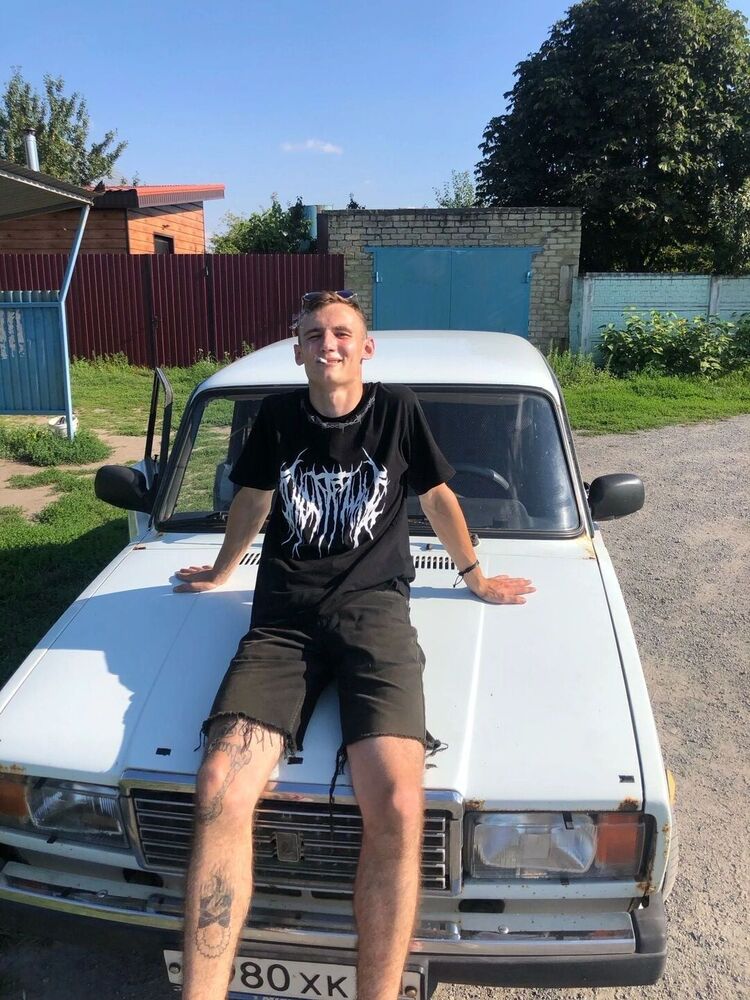  38029842  , 22 ,     