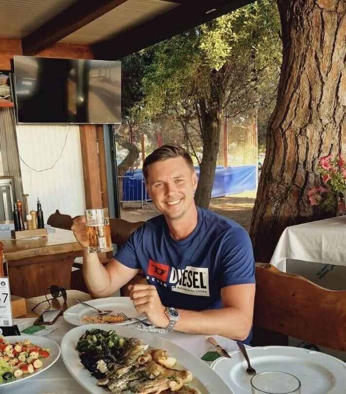 ���� 55931172 ������� ������, 39 ���, ���� ���������� � Bad Berleburg