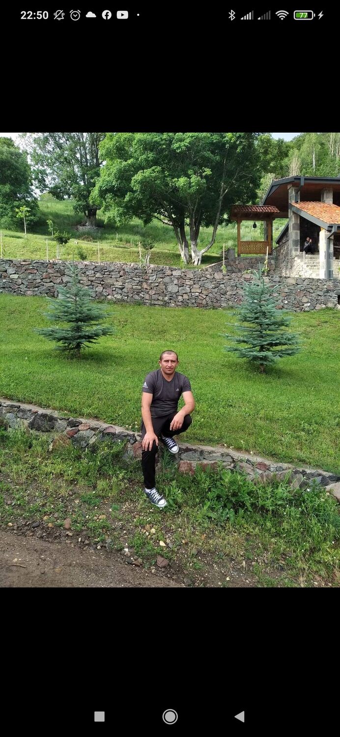  25268272  Giorgi, 40 ,    