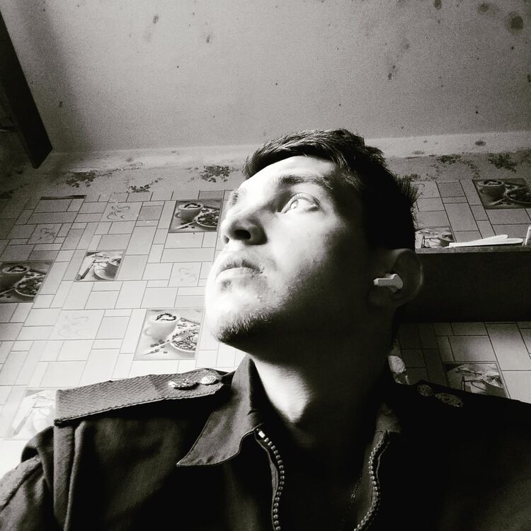  ,   Ivan, 22 ,   ,   , c , 