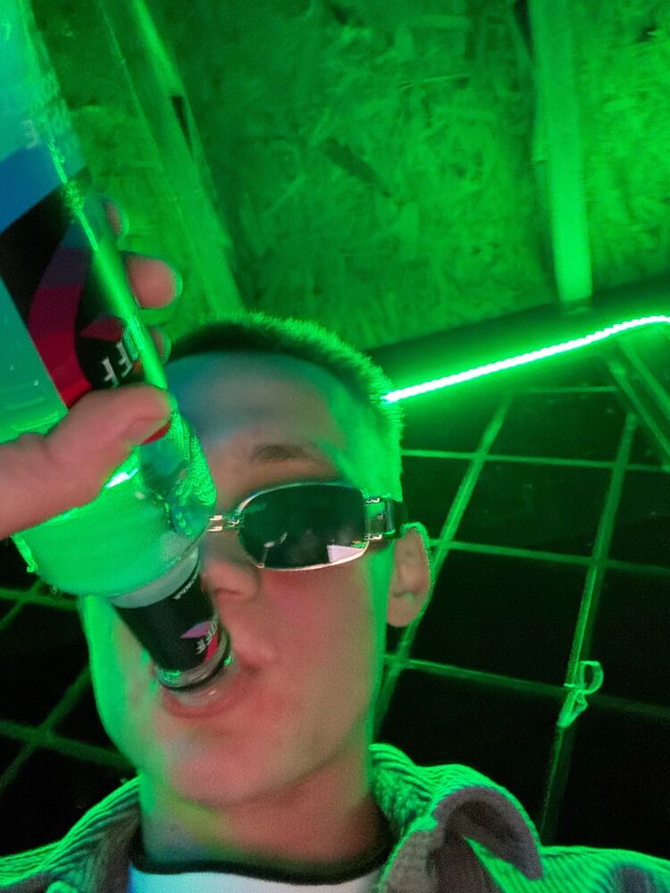 ���� 44202142 ����� ������, 23 ����, ���� ���������� � ��������