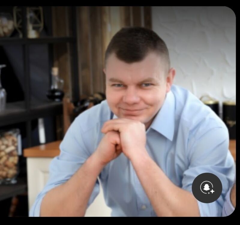  ,   Pavlo, 33 ,   ,   