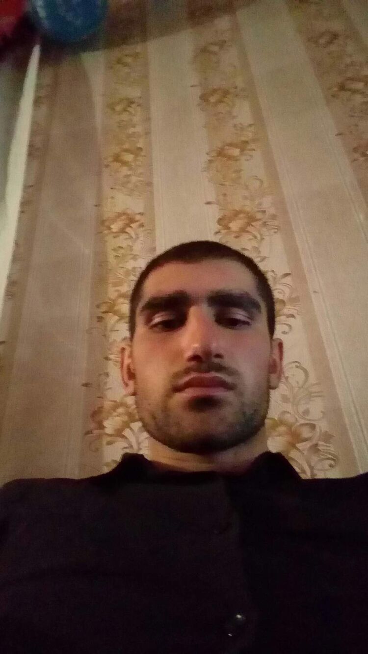  22675172  Arsen, 31 ,    