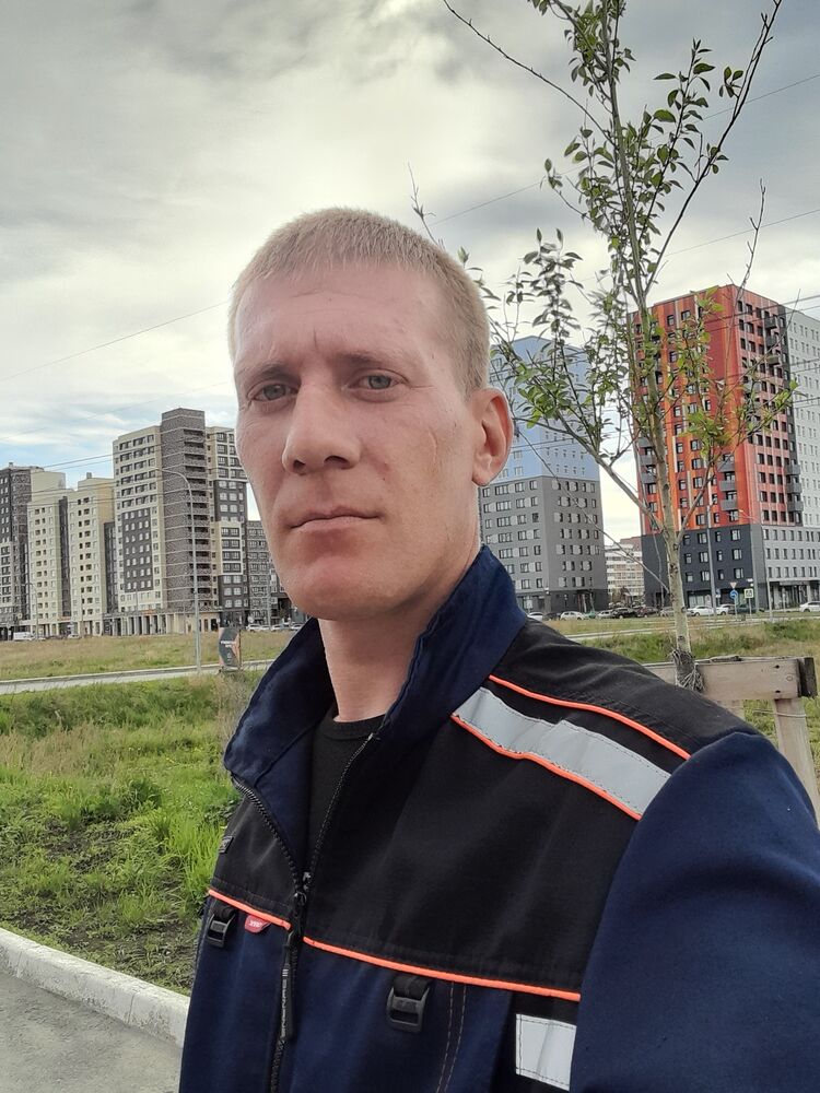  ,   Pavel, 38 ,     , c 