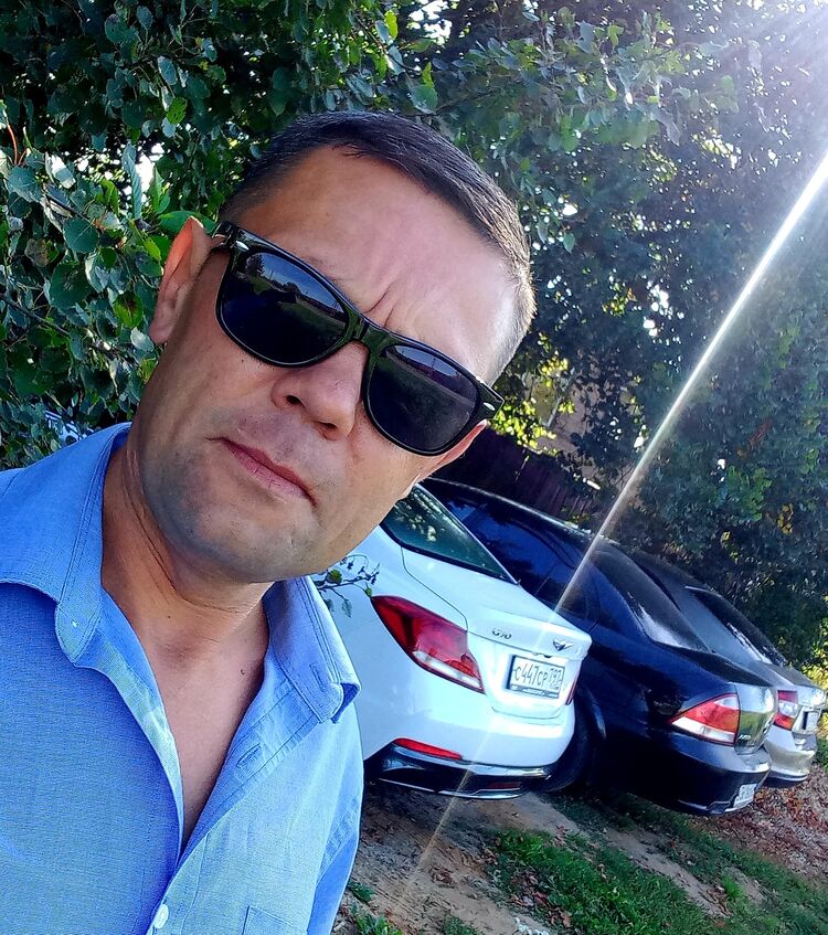  53561652  Oleg, 40 ,    