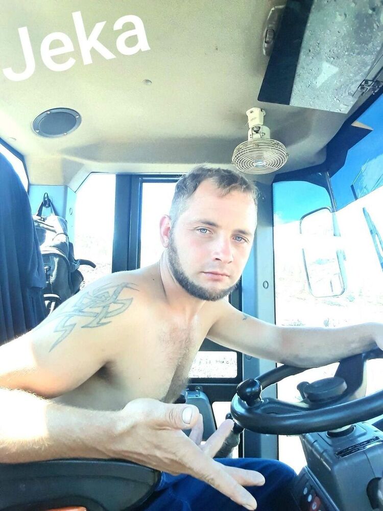  39562682  , 35 ,    