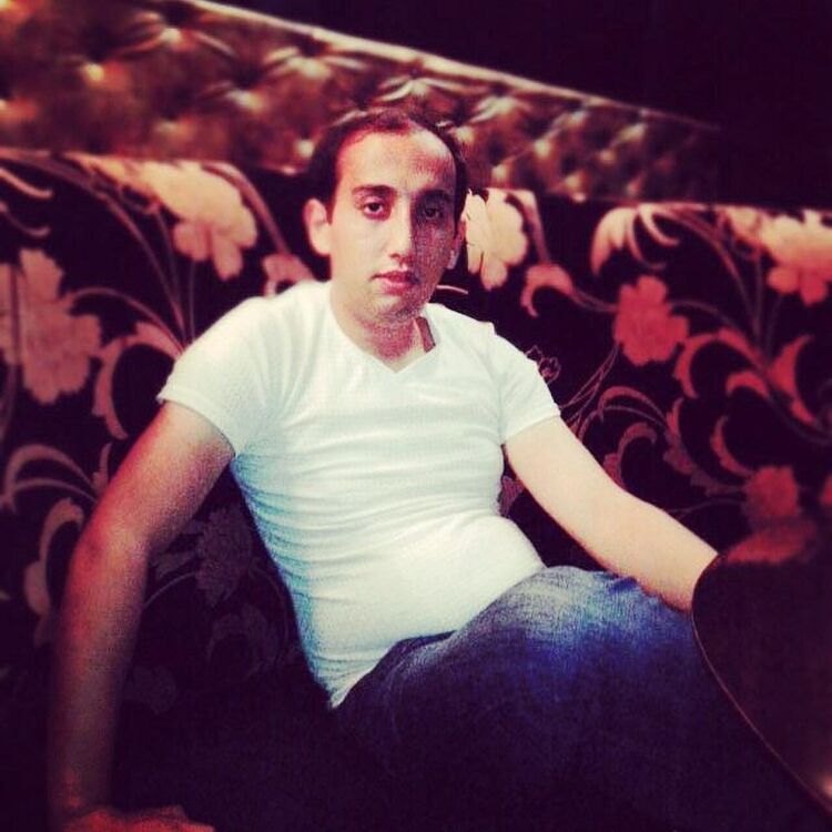  8018542  Ceyhun, 39 ,    