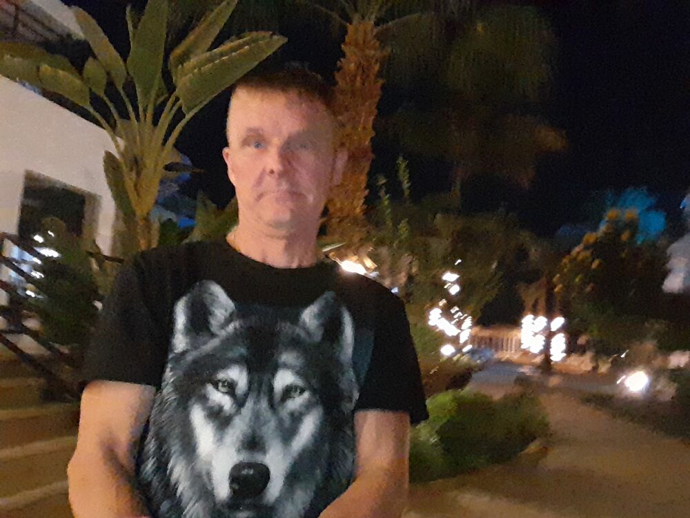  ,   Slavomir, 47 ,   ,   , c 